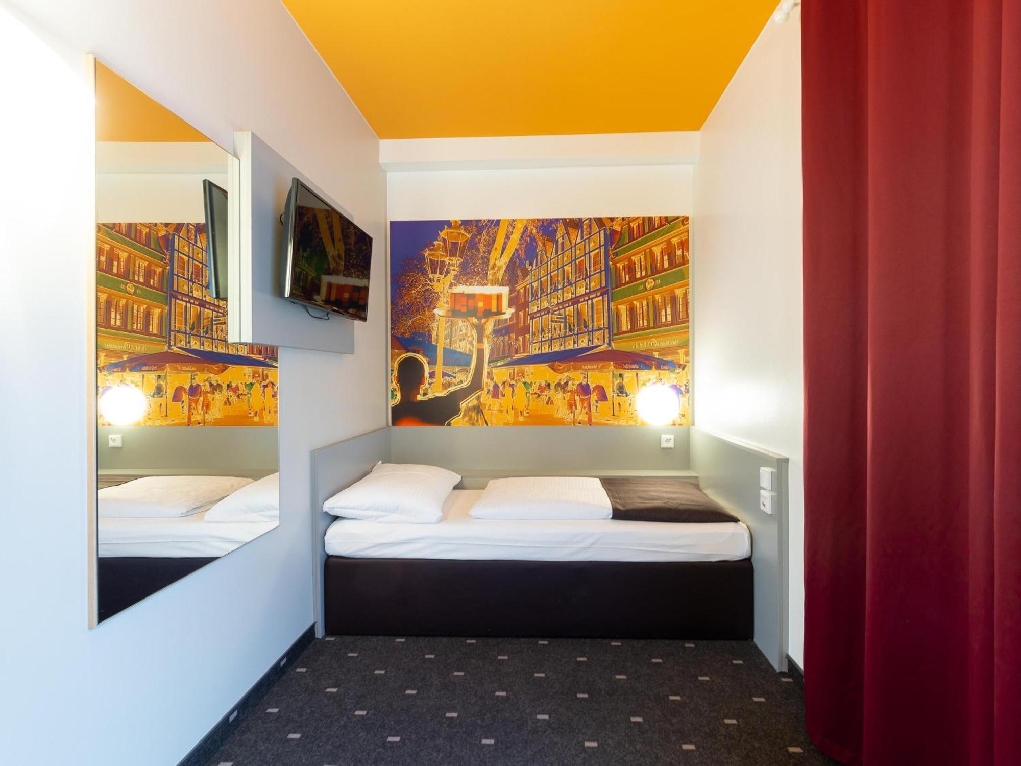 B&B Hotel Duesseldorf-City Екстер'єр фото