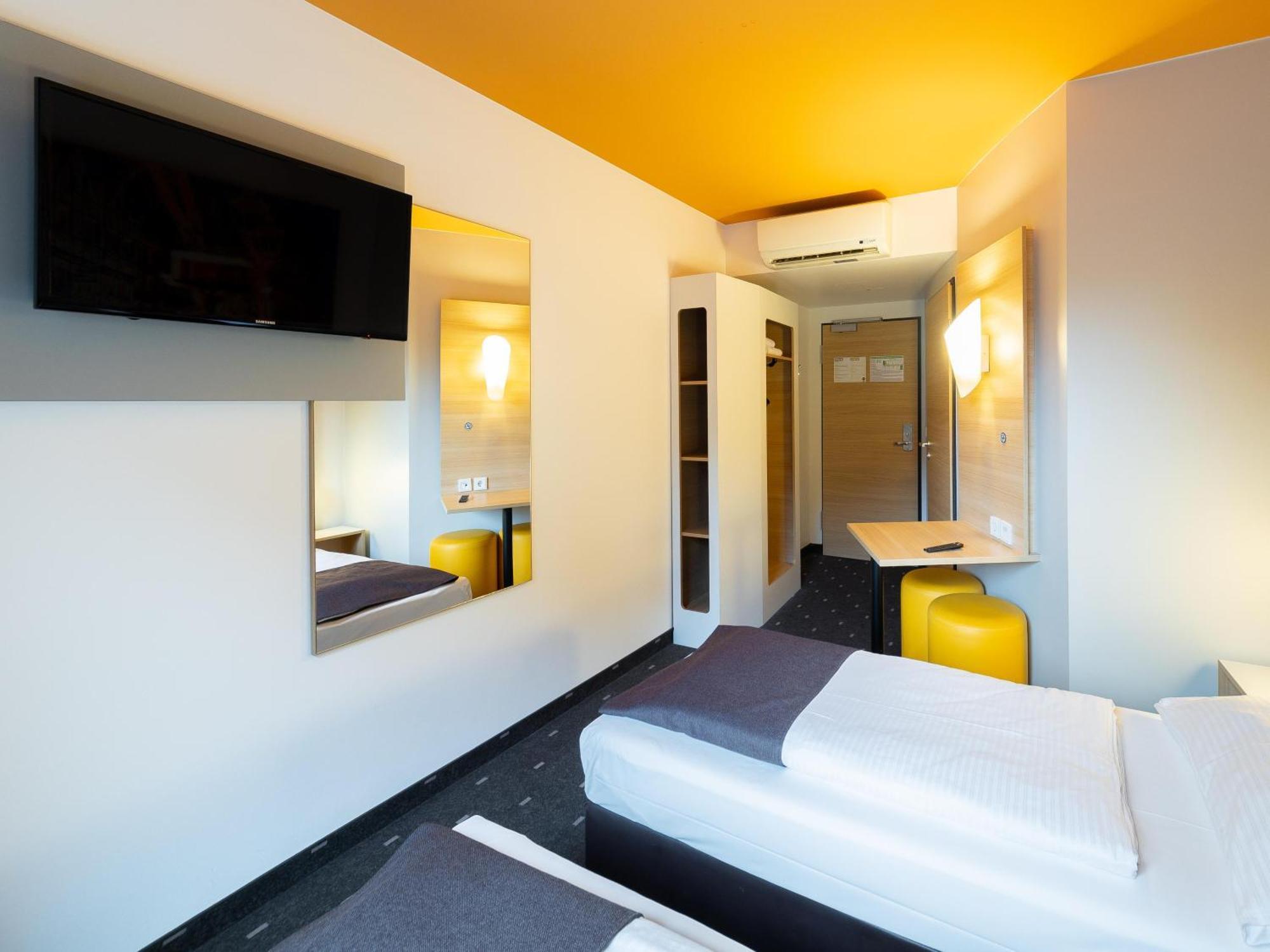 B&B Hotel Duesseldorf-City Екстер'єр фото