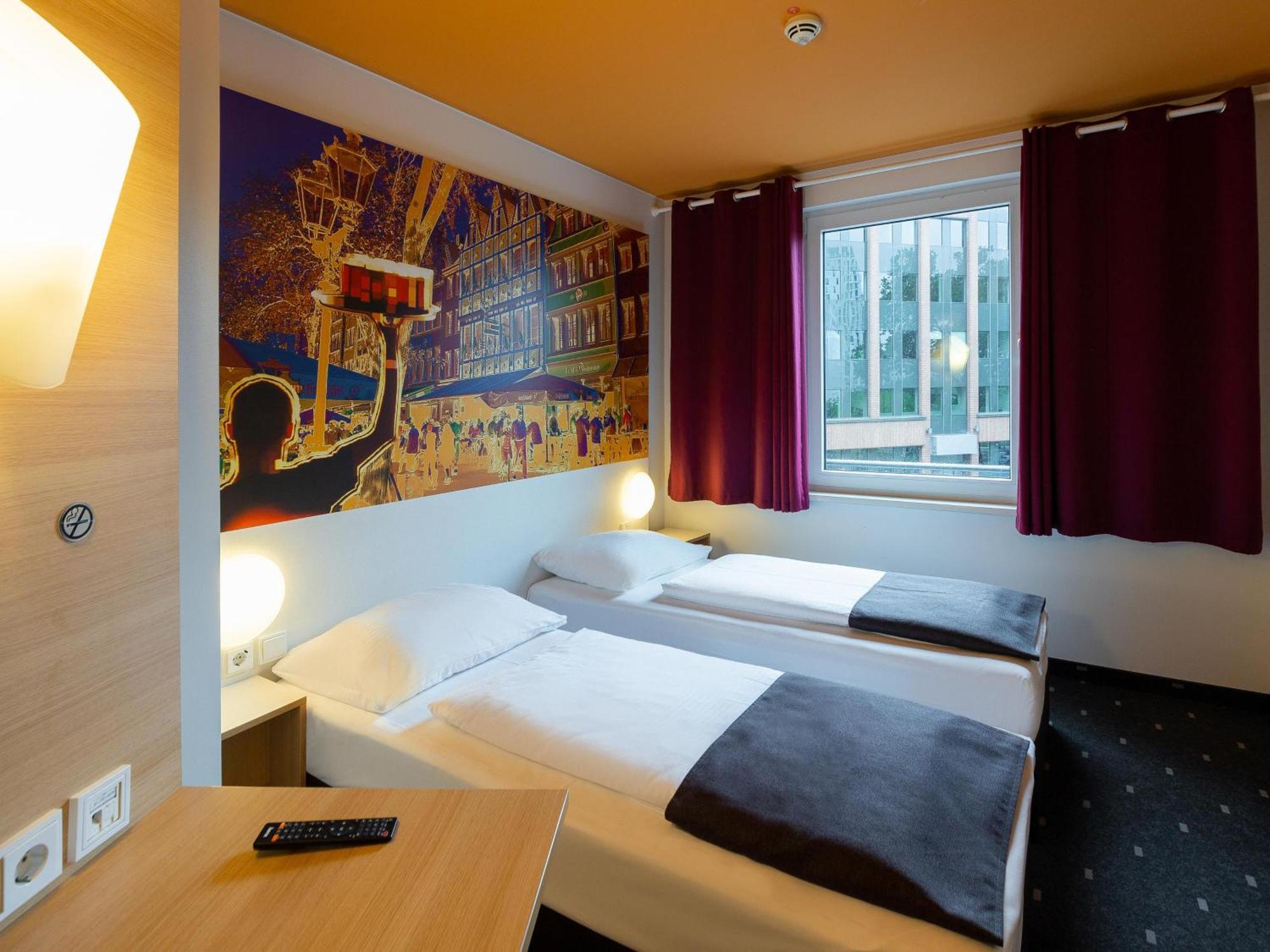 B&B Hotel Duesseldorf-City Екстер'єр фото